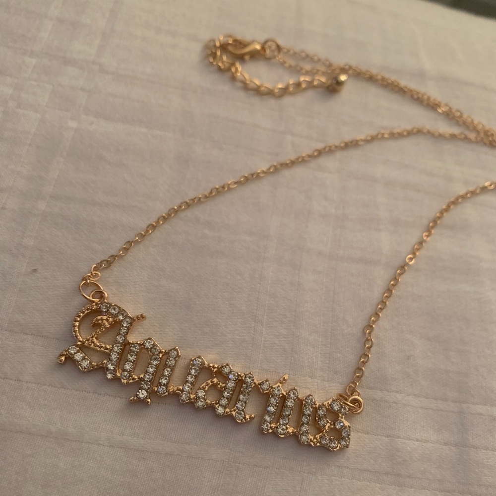 Aquarius necklace ♒️